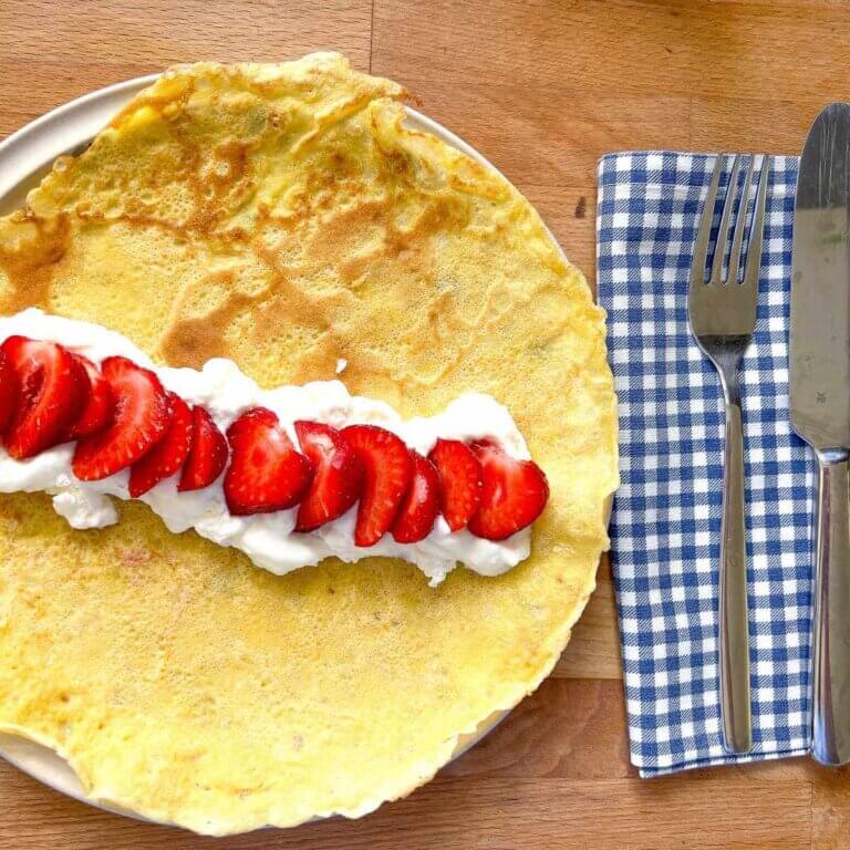 Easy Sourdough Crepes Recipe – Make with discard