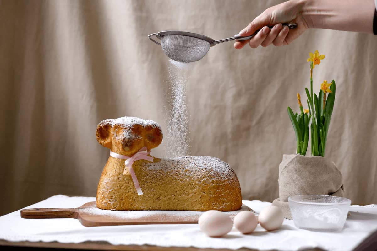 sprinkled sugar on the cake