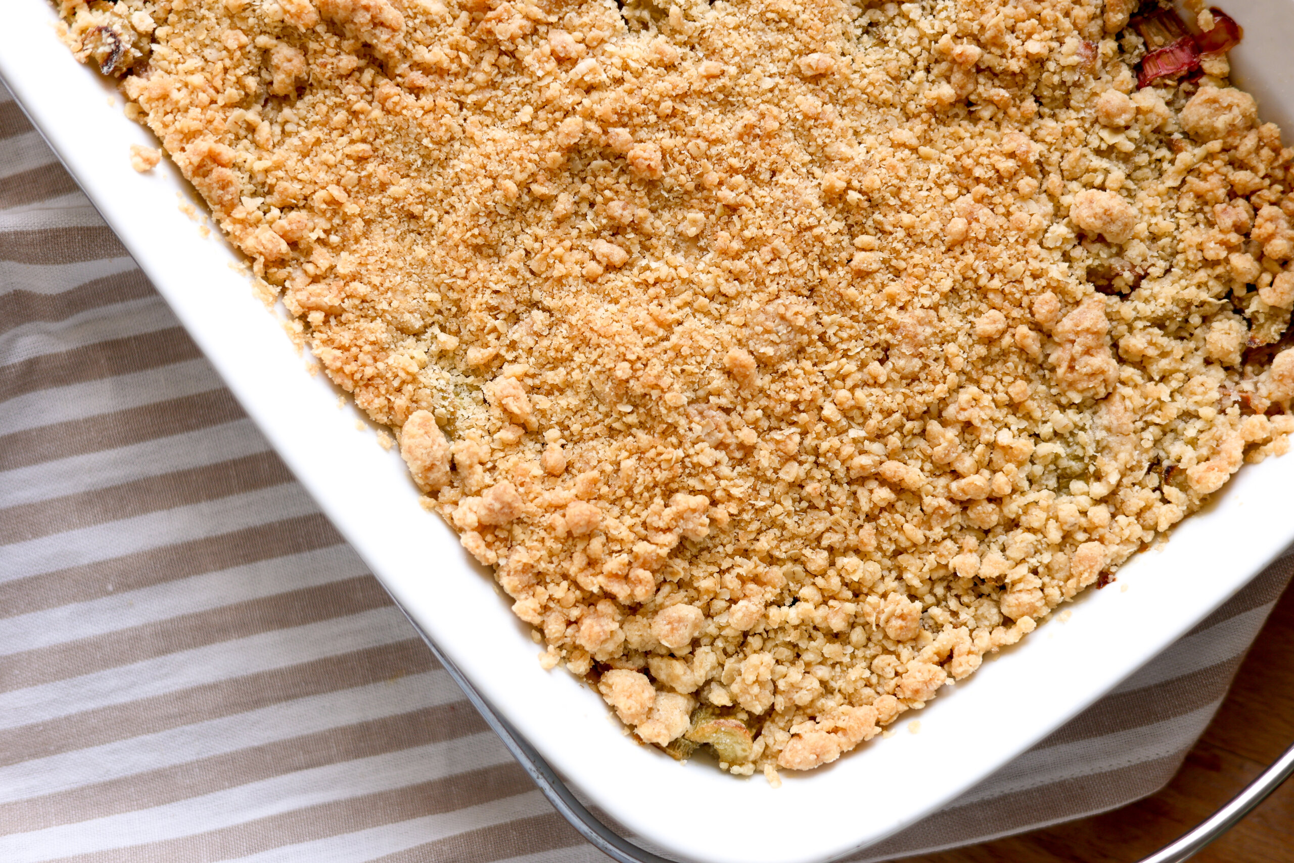 rhubarb crisp in a pan