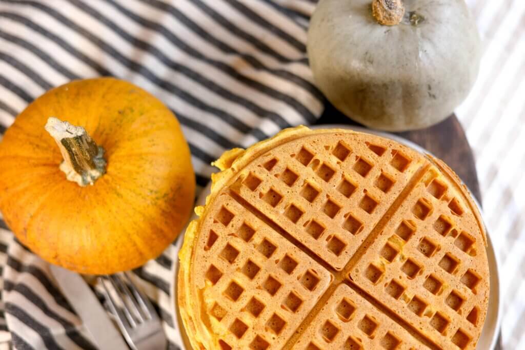 sourdough pumpkin waffles
