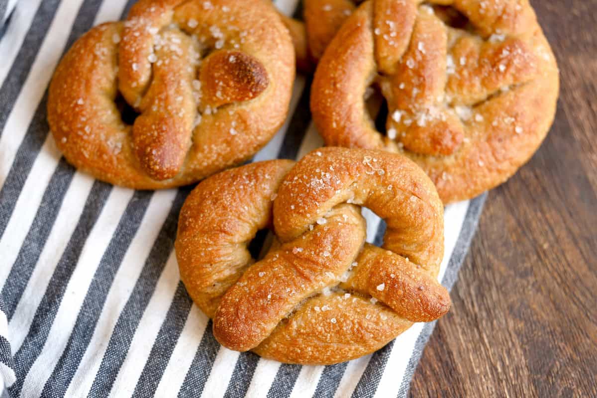 soft sourdough pretzels