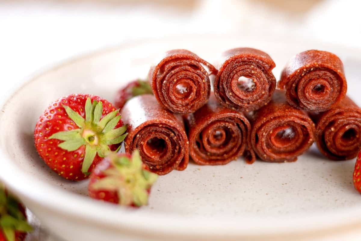 strawberry roll ups