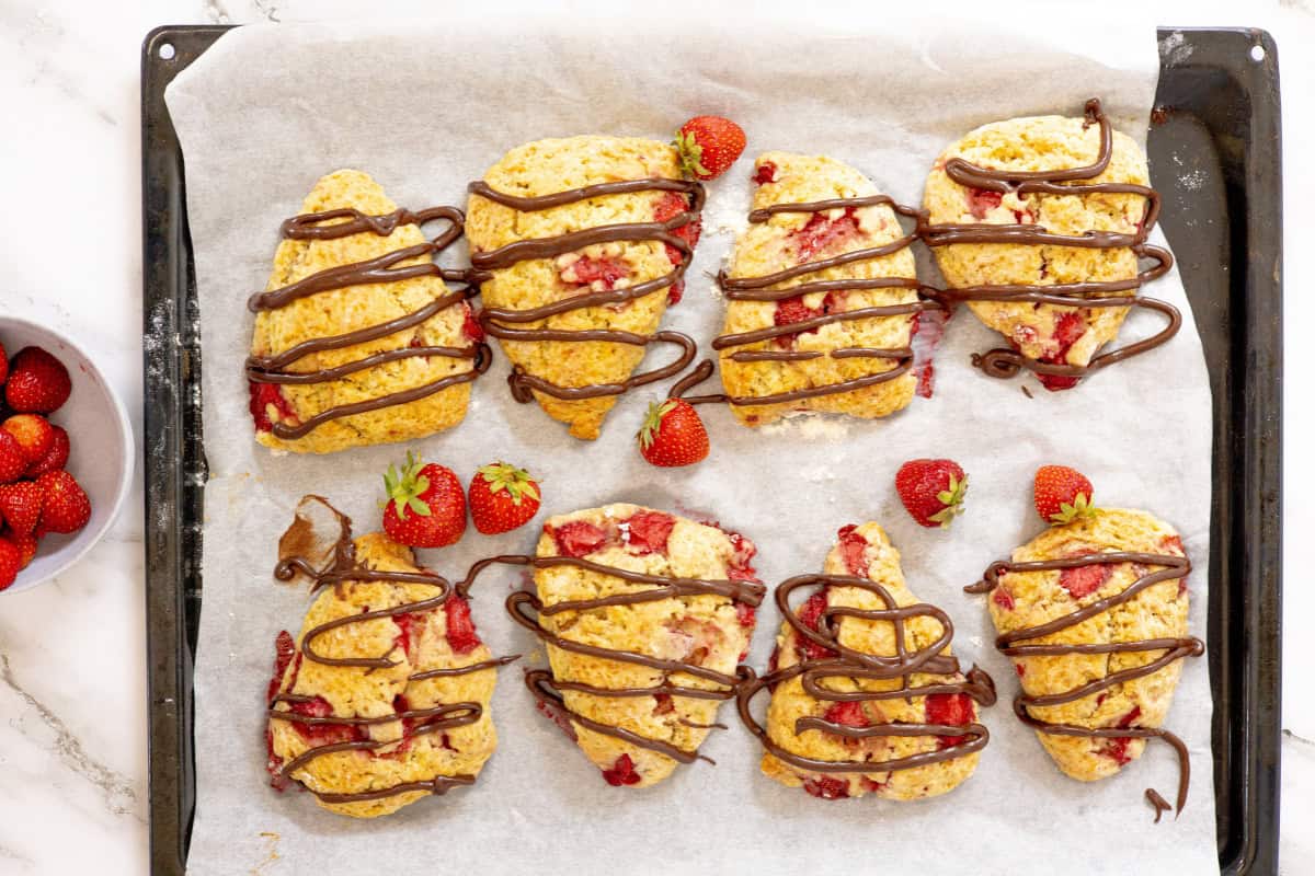 sourdough strawberry scones with chocolate glaze